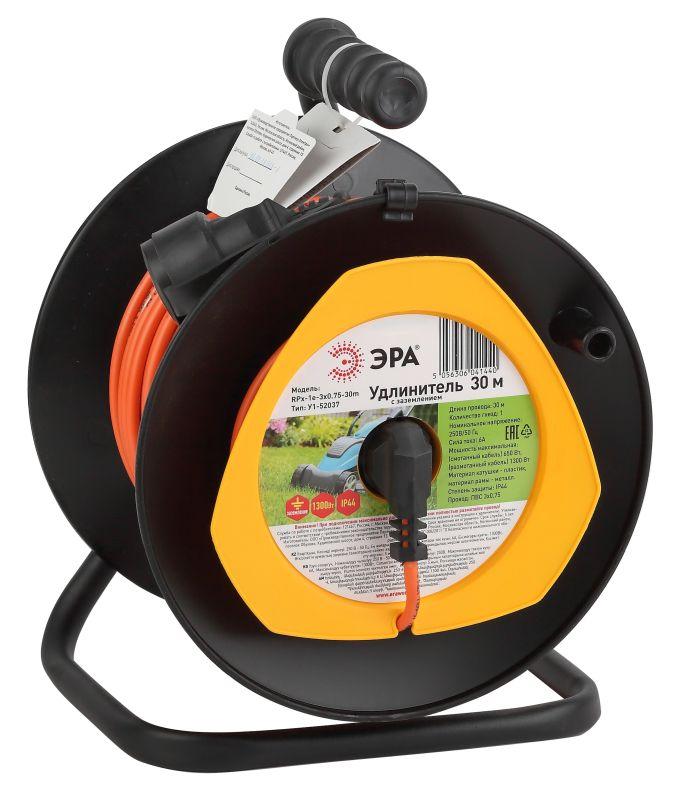 Удлинитель на пластик. катушке 1х30м с заземл. 6А IP44 RPx-1e-3х0.75-30m ПВС 3х0.75 Эра Б0043046